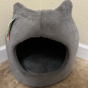 🐾||NEW WITH TAG|| 🐾 Gray bed cat